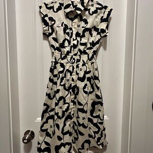 Chic Black and White Floral Midi Dress